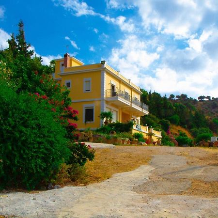 Olenia Residence Ajía Pelajía Kültér fotó